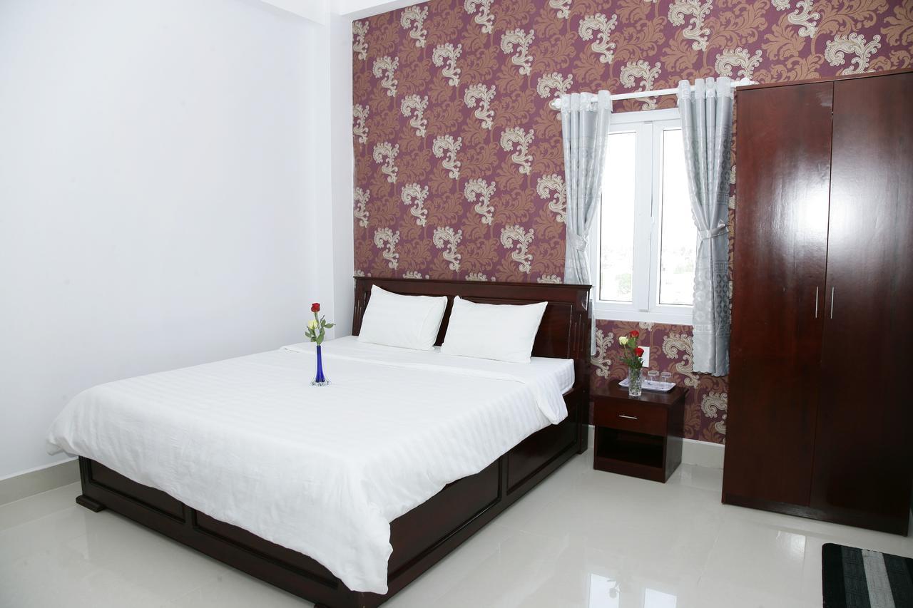 Hoang Dang 2* Tuy Phong