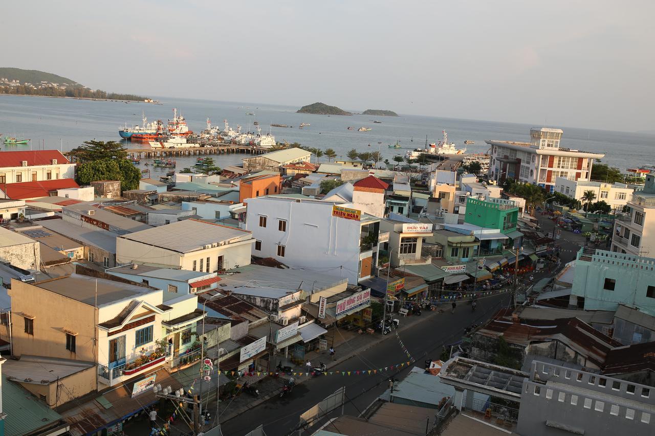 Thanh Vy Phu Quoc