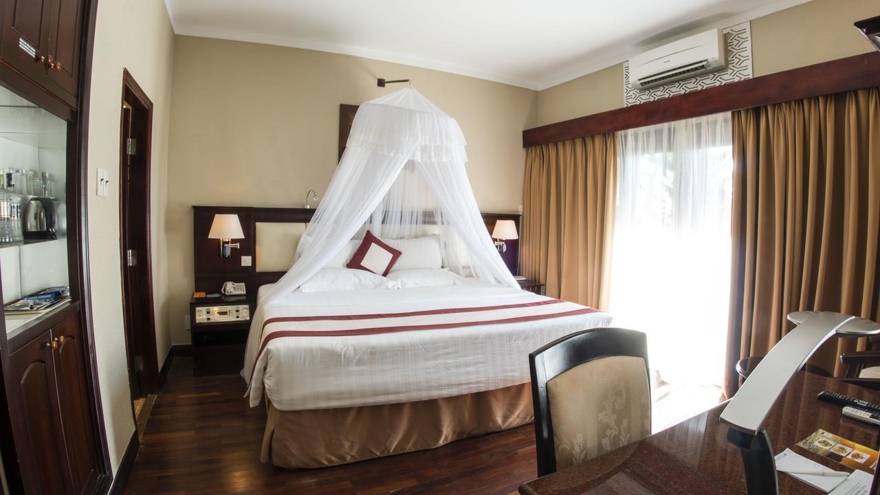 Saigon & Resort 4*