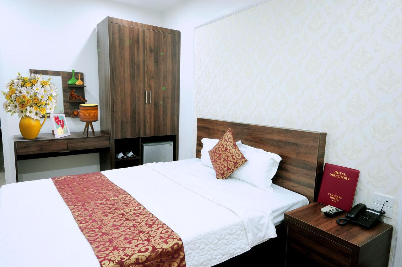 Giang Hotel 2*