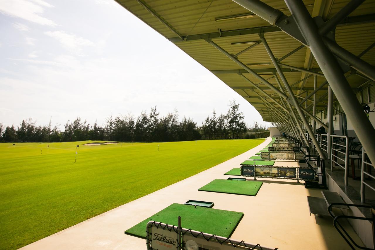 Resort Montgomerie Links & Tra Khe
