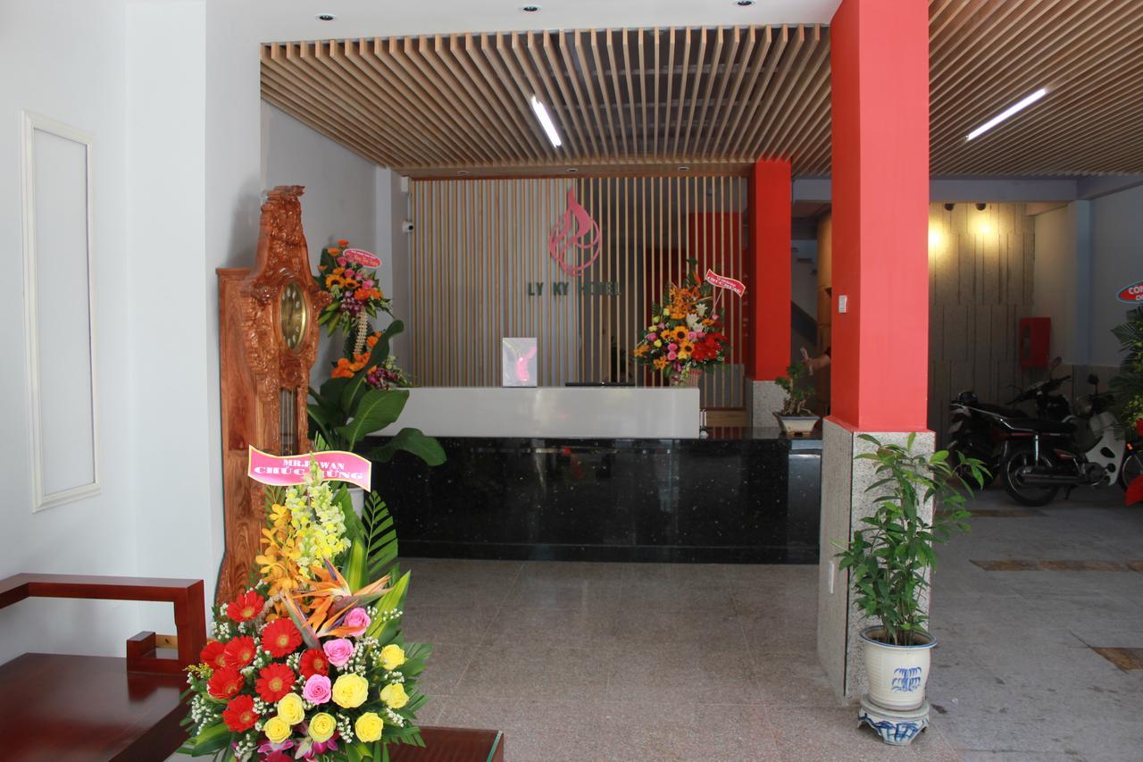 Ly Ky 2 Khách sạn