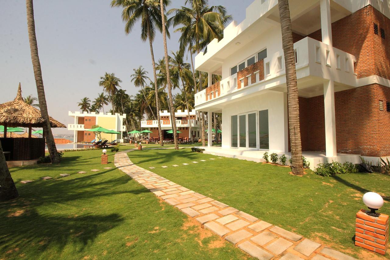 Resort Ocean Place