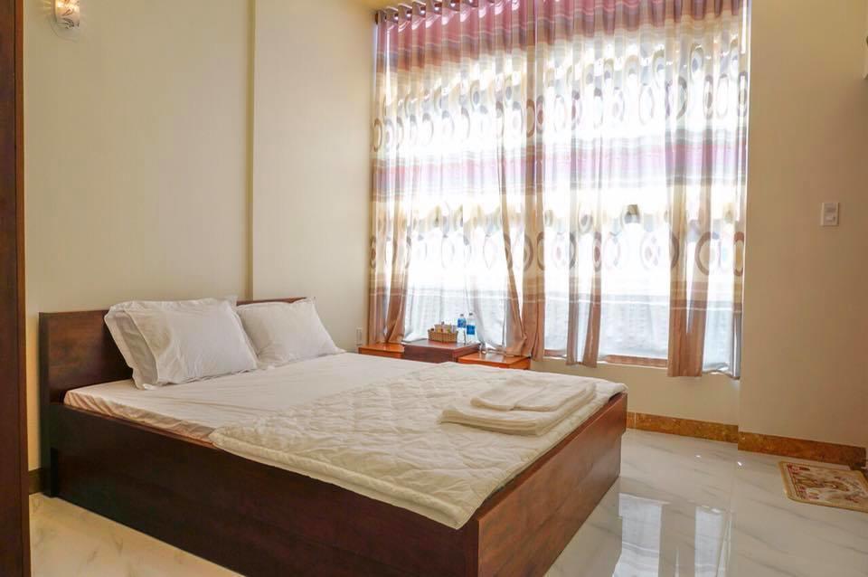 Tan Phu Khách sạn