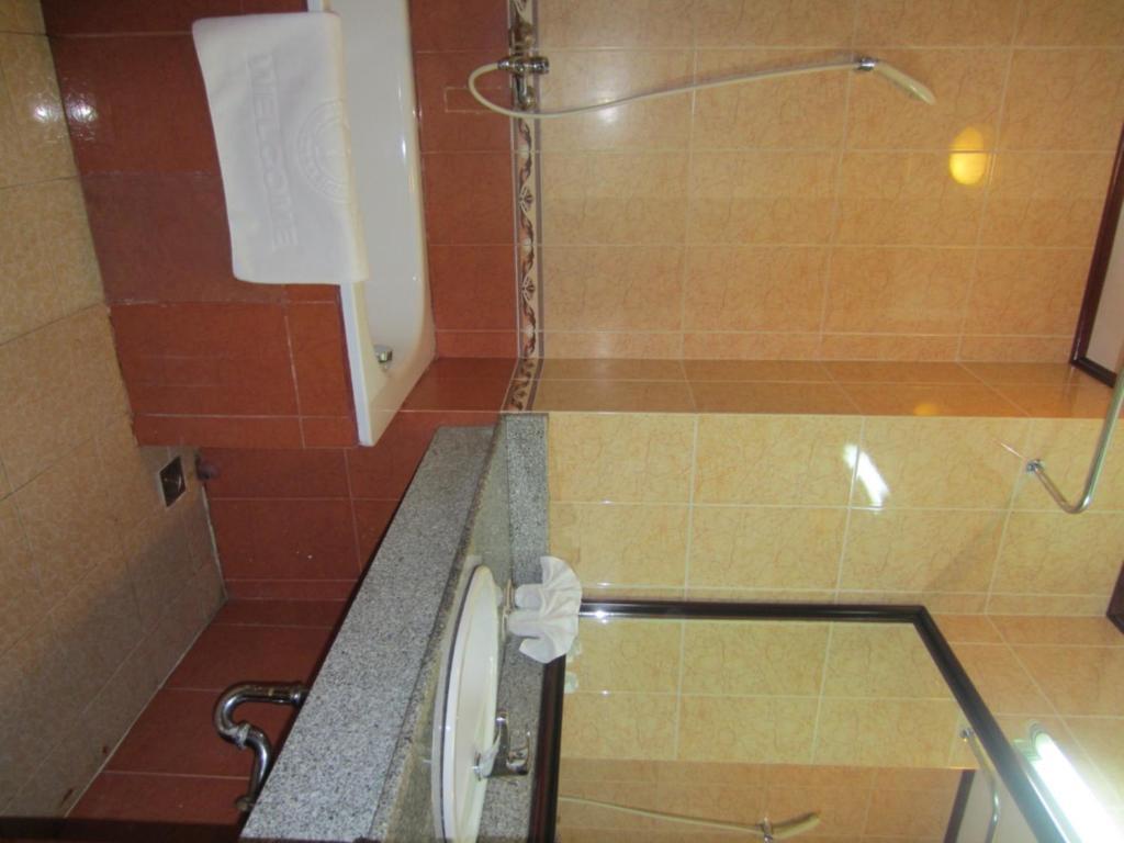 Hotel Asean Halong