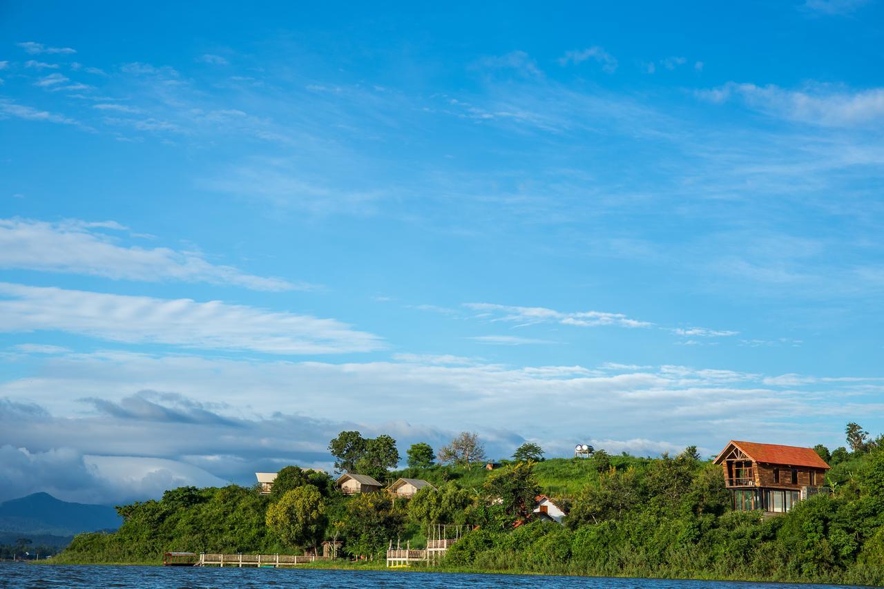 Resort Lak Tented Camp Lien Son