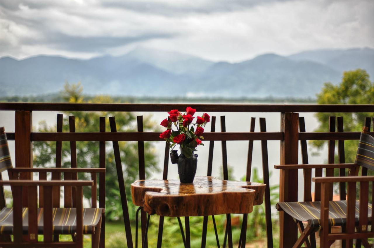 Resort Lak Tented Camp Lien Son