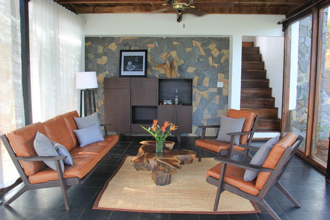 Lak Tented Camp Resort