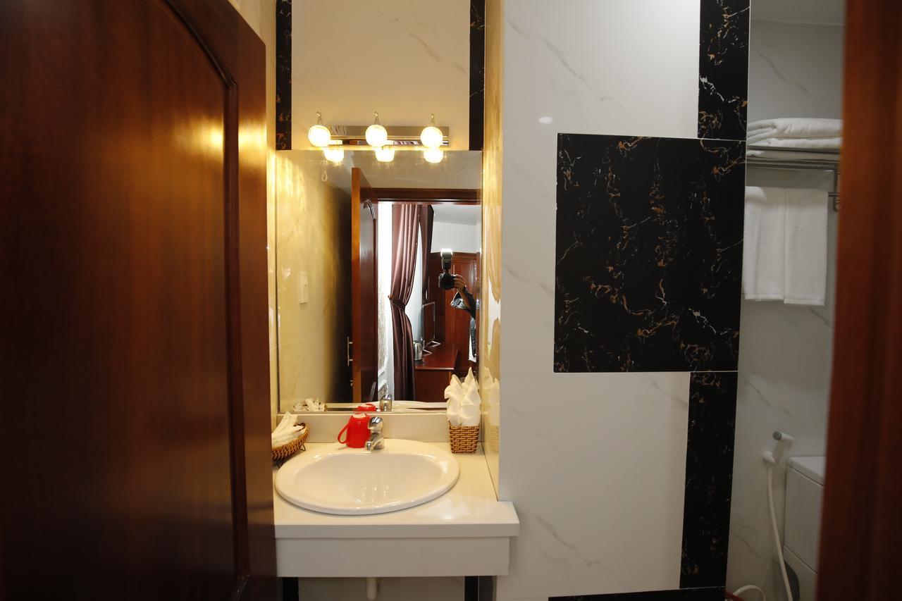 Orange Hotel 3*