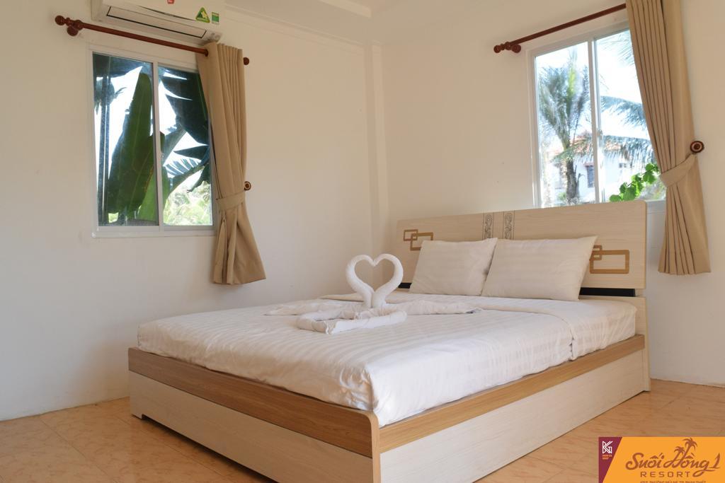 Hotel Suoi Hong 3*