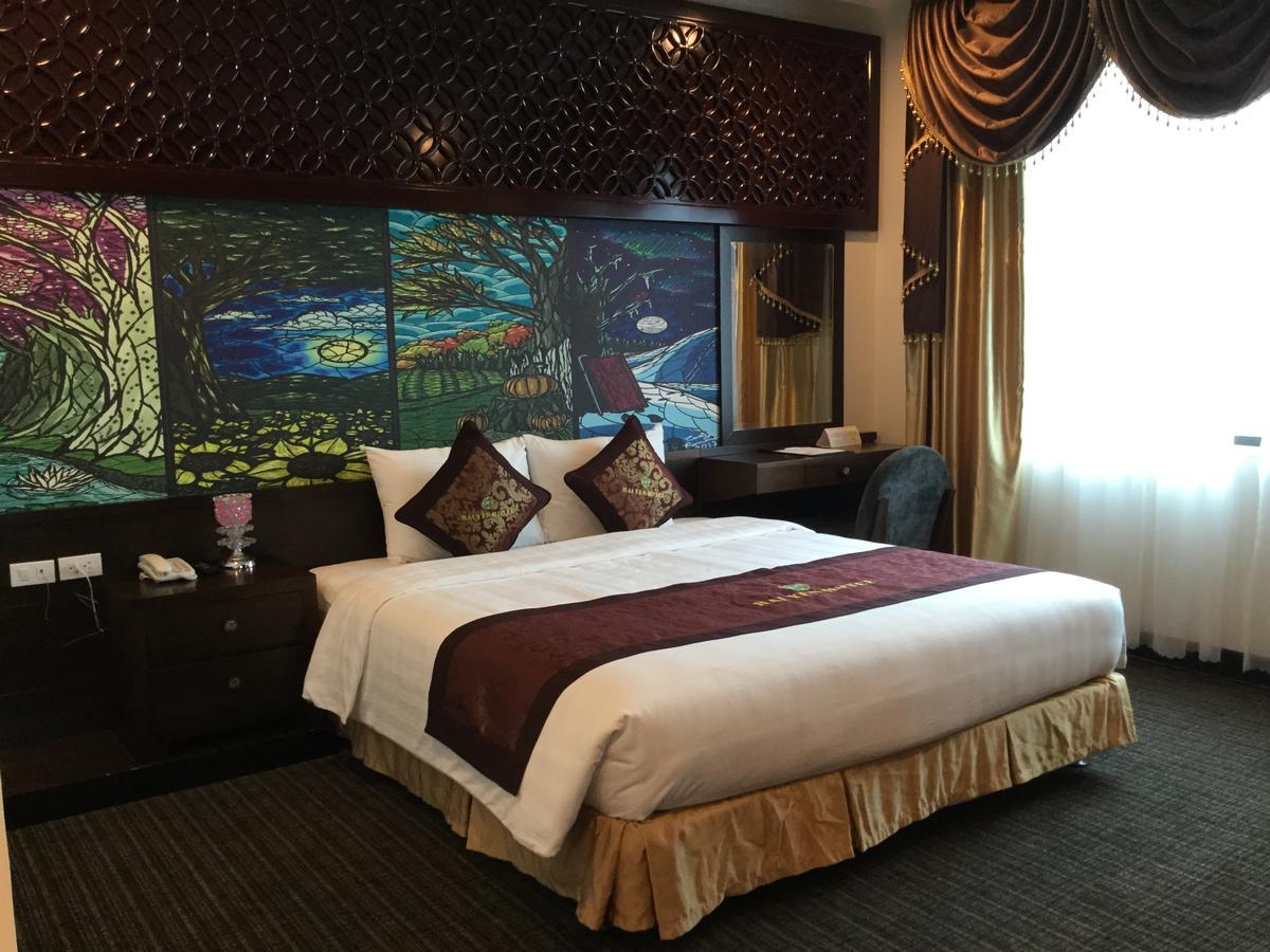 Khách sạn Yen Luxury