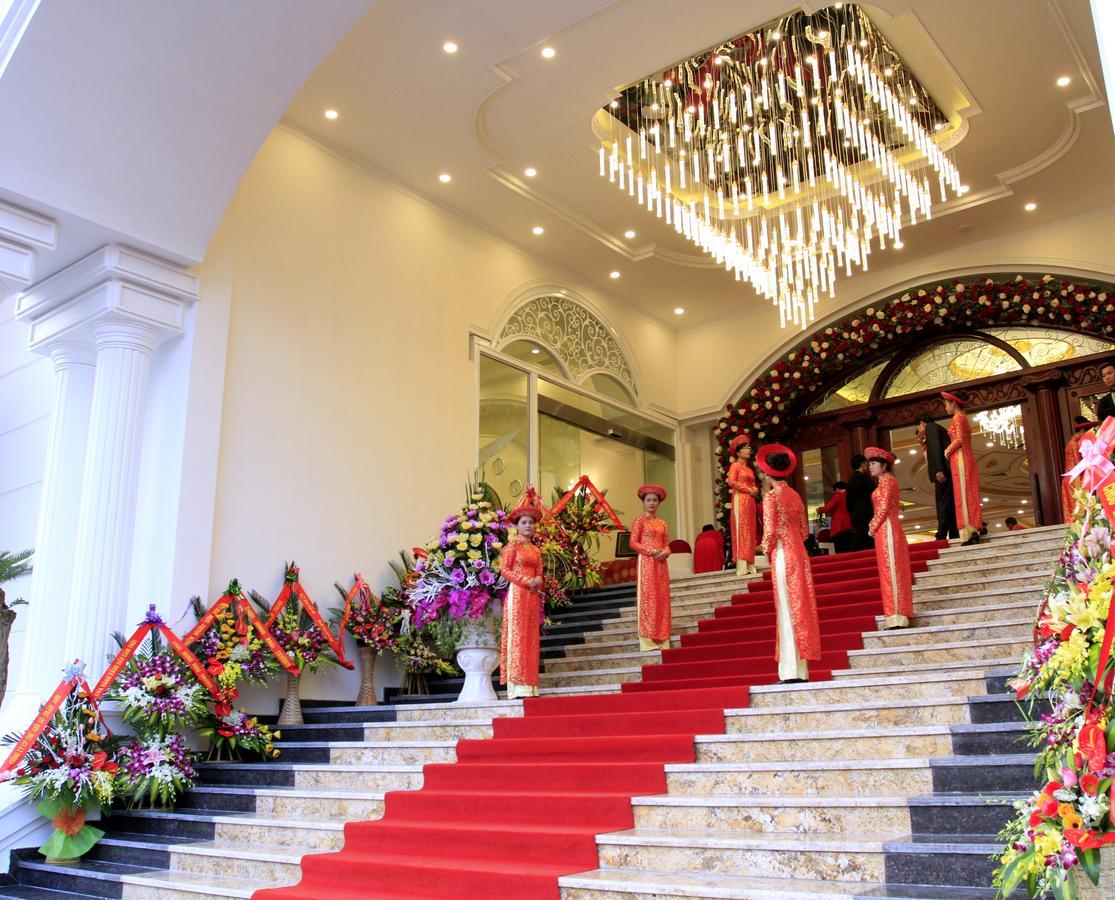 Yen Luxury Cam Pha