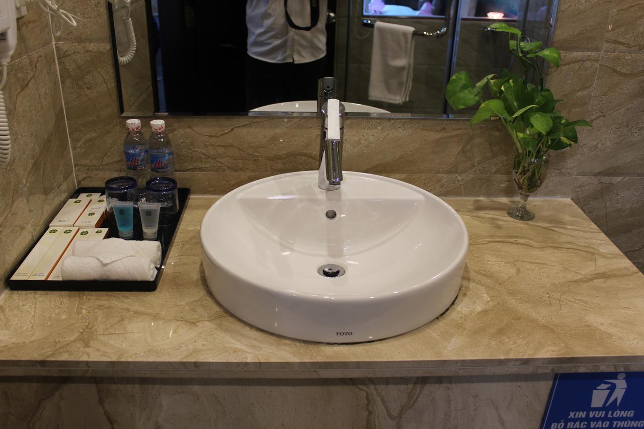Yen Luxury Khách sạn