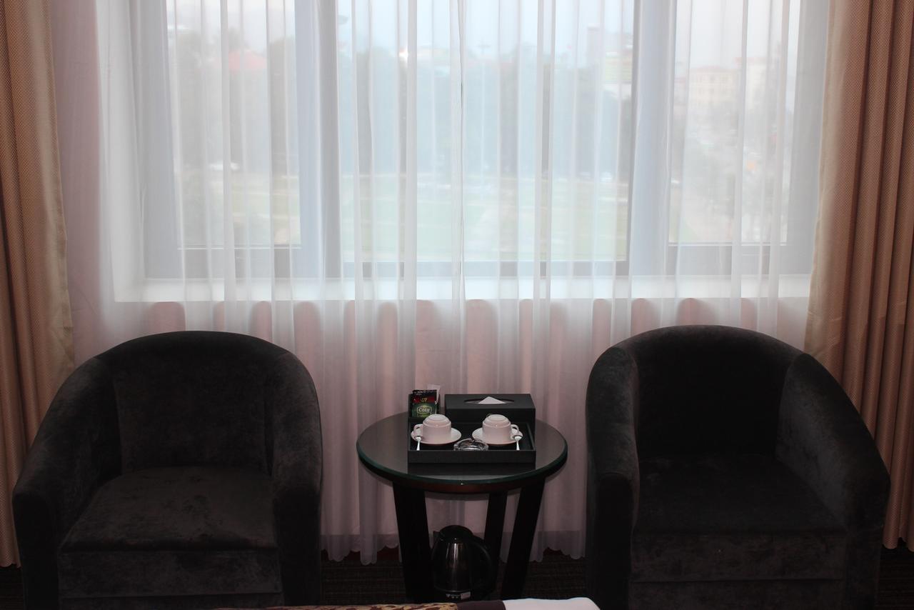 Yen Luxury Khách sạn