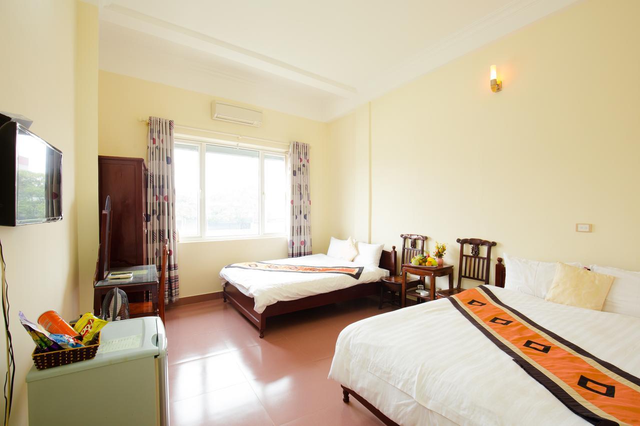 Lotus Hotel 2*