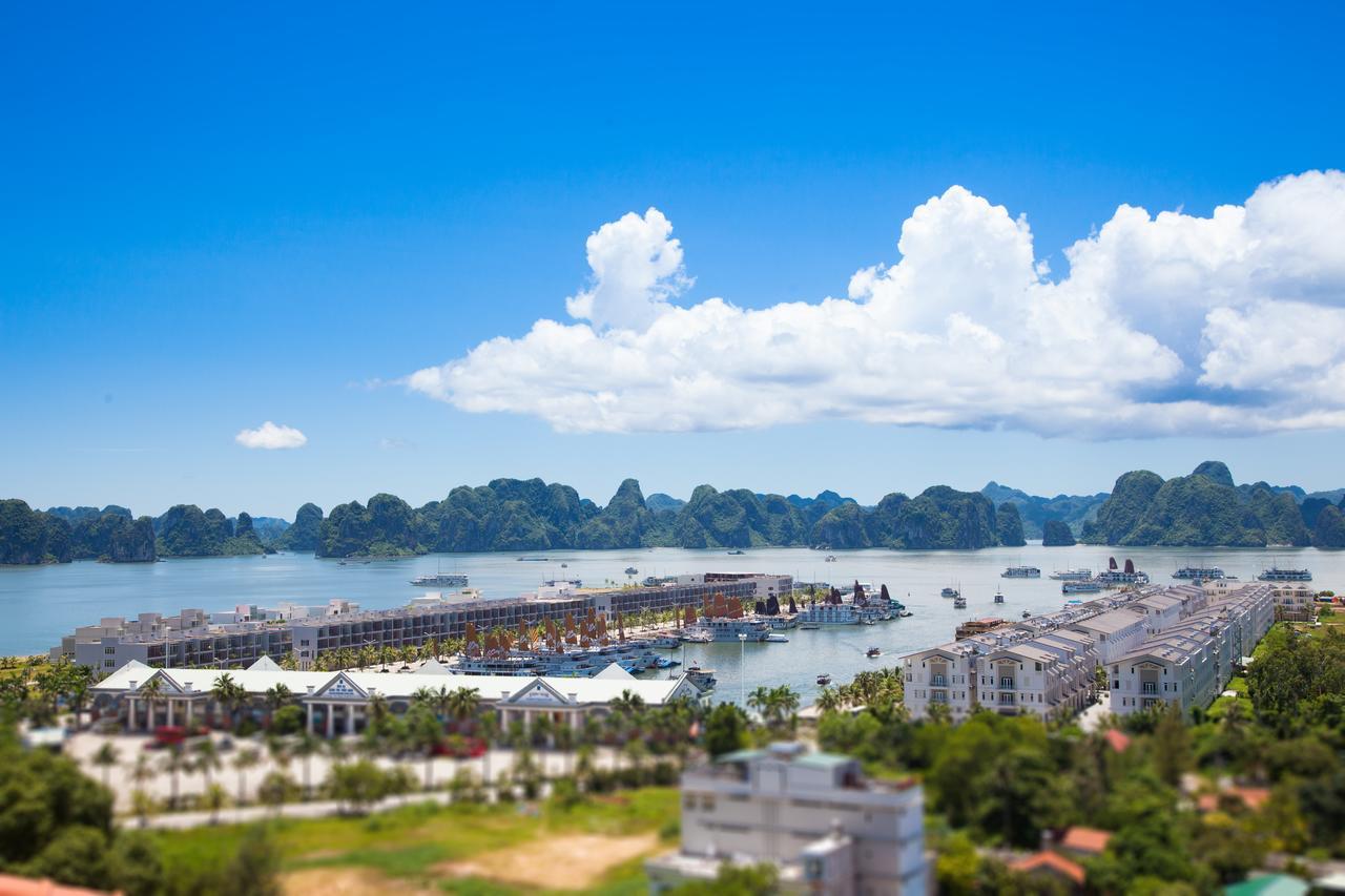 Tuan Chau Marina