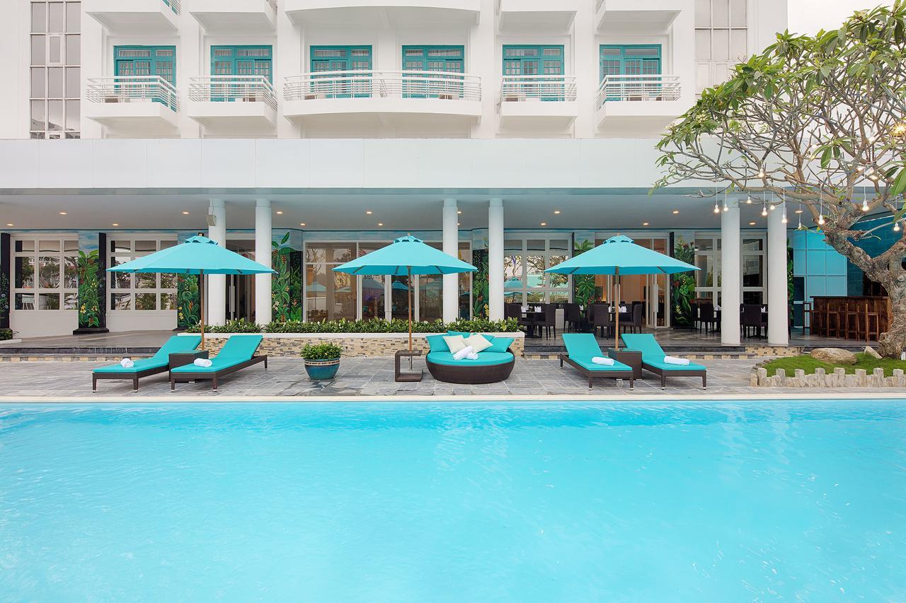 Hotel Flora Beach Hotel & Spa 3*