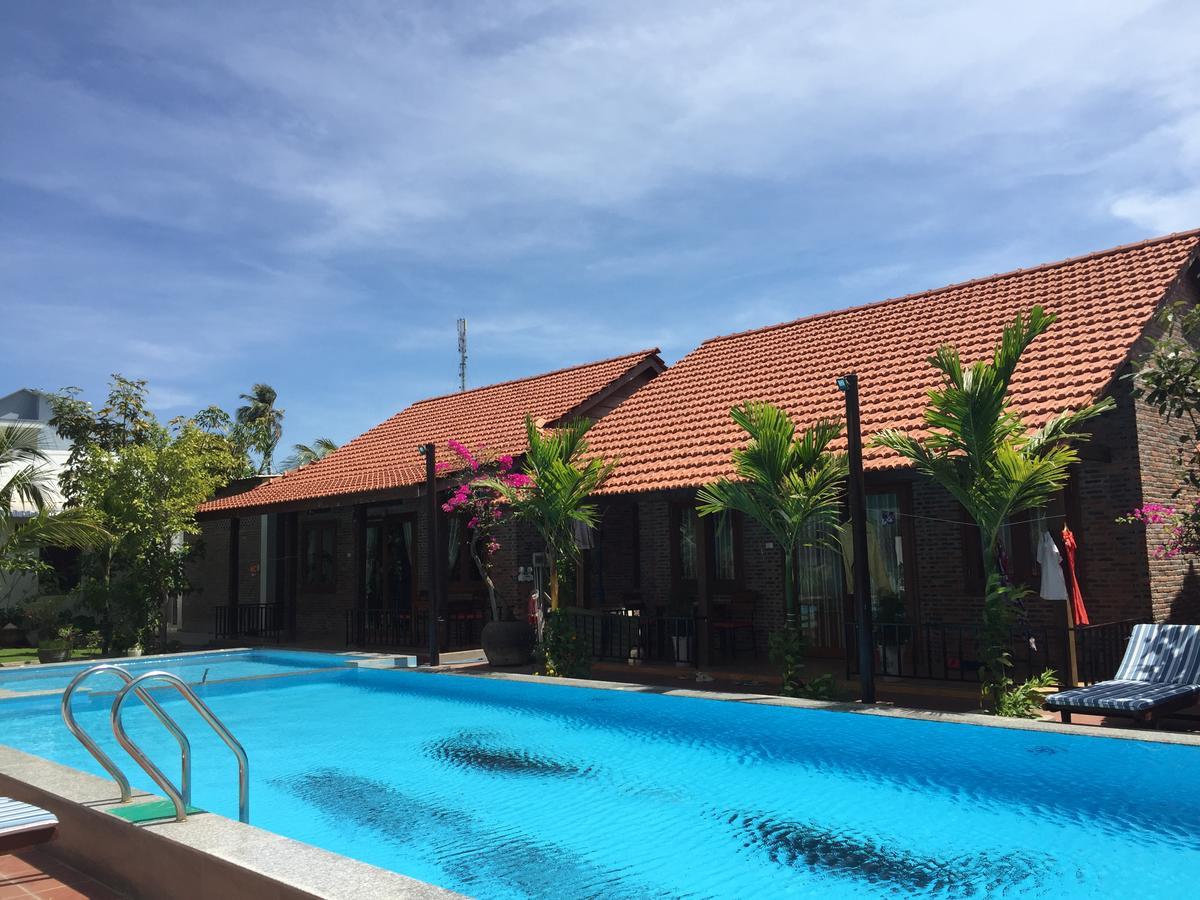 MAY Bungalow Hotel Mũi Né