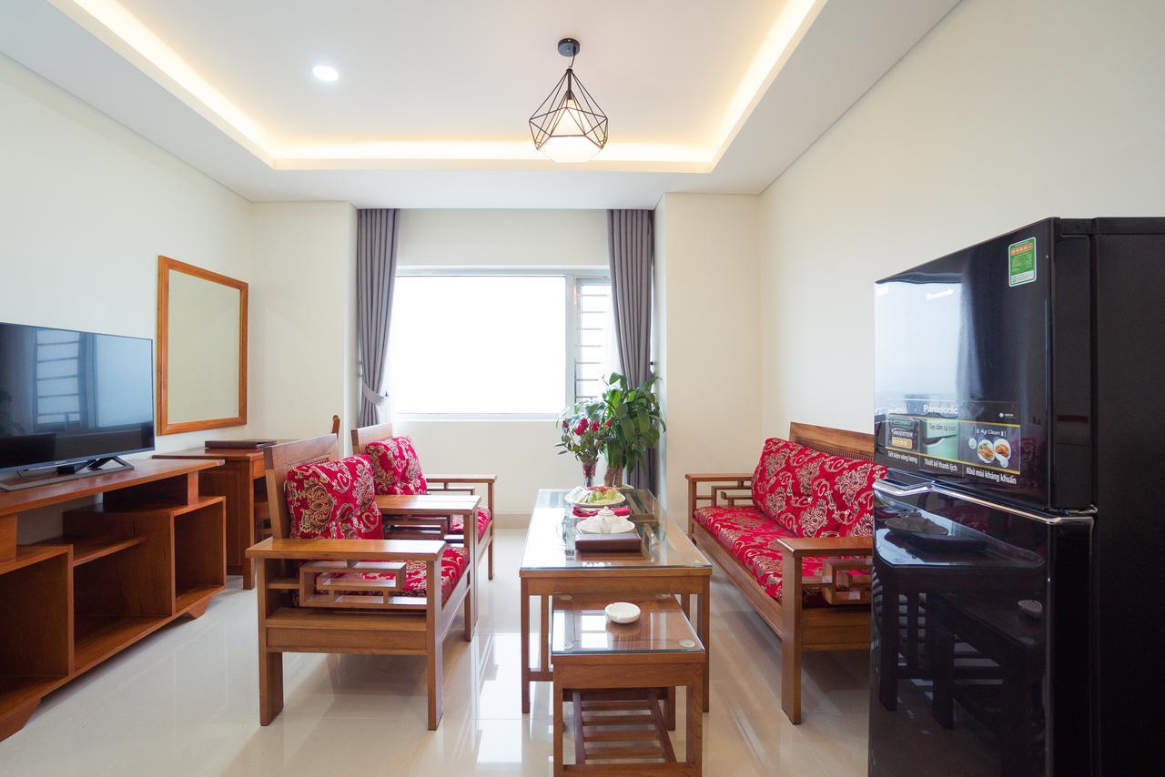 Vinh Hoang 4*