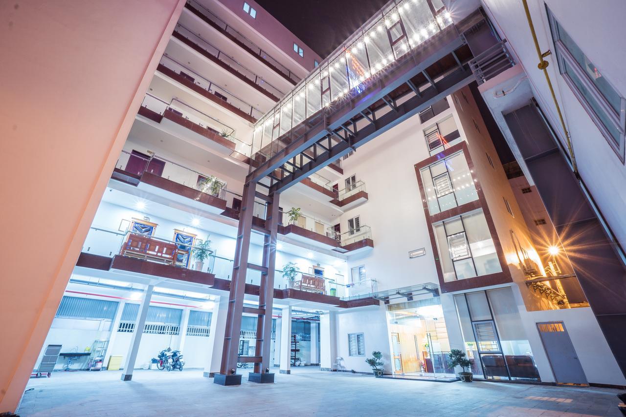 Vinh Hoang Hotel 4*