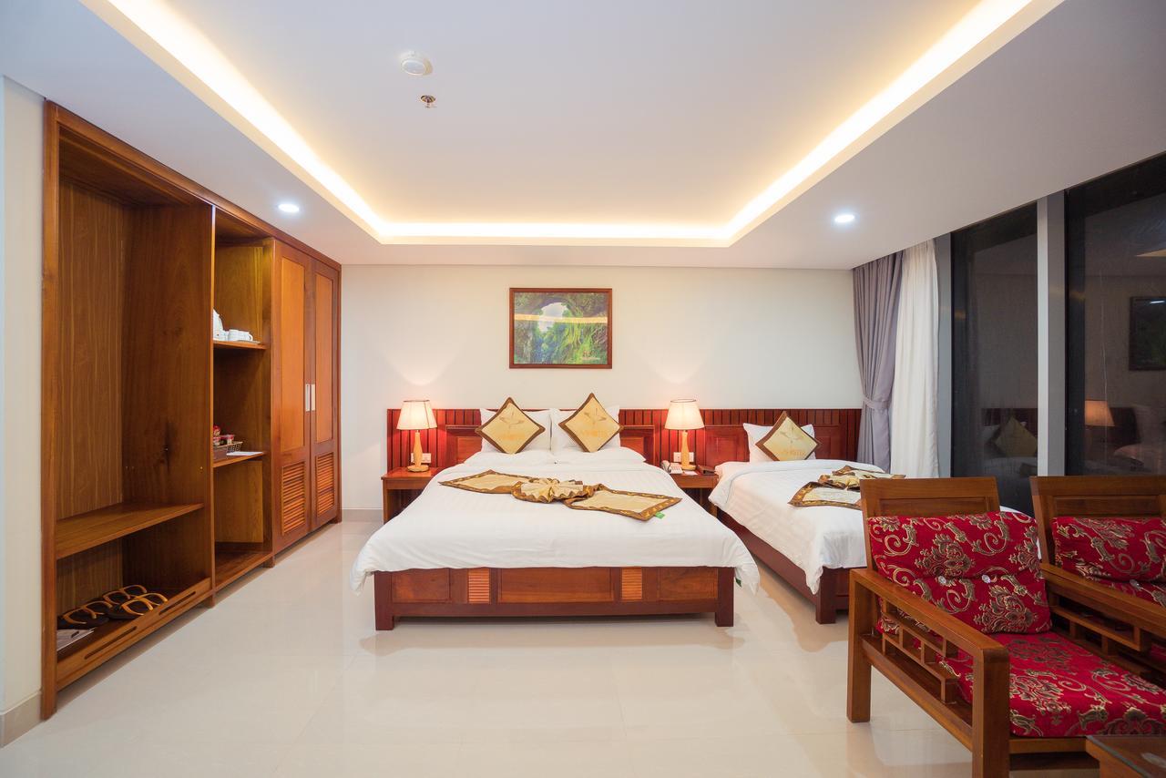 Vinh Hoang 4*
