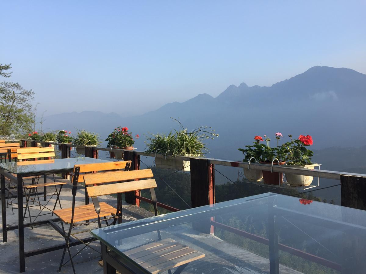 Fansipan Terrace Cafe And Homestay *
