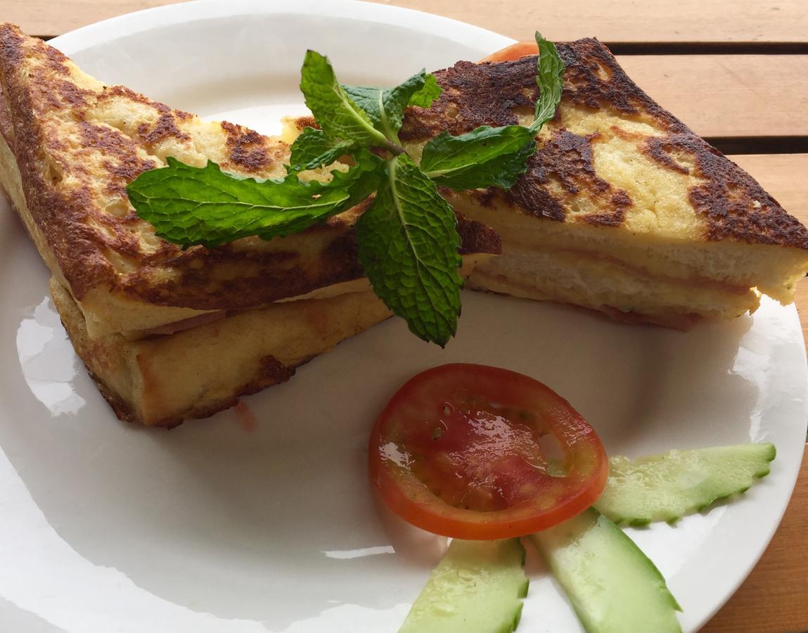 Fansipan Terrace Cafe And *