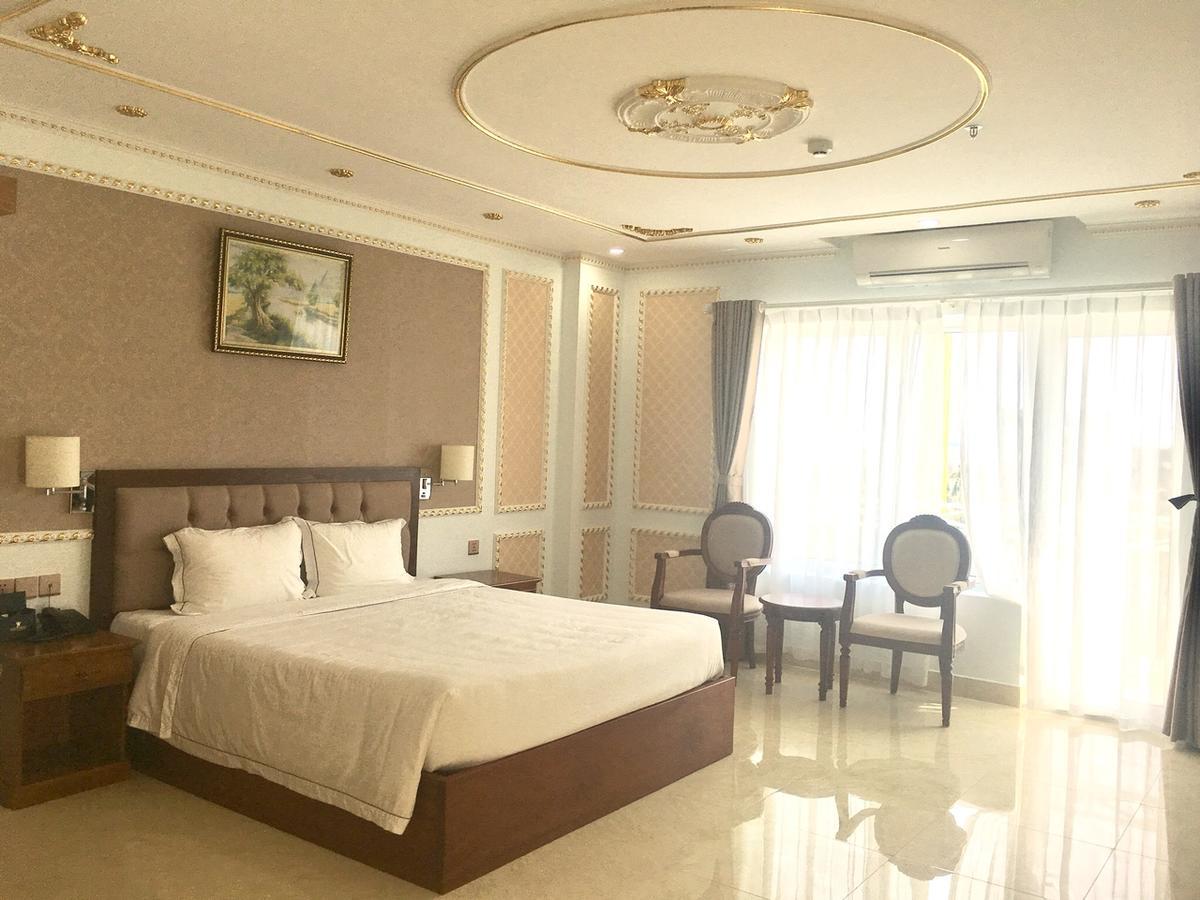 Paracel Tien 4* Hoang Hoa