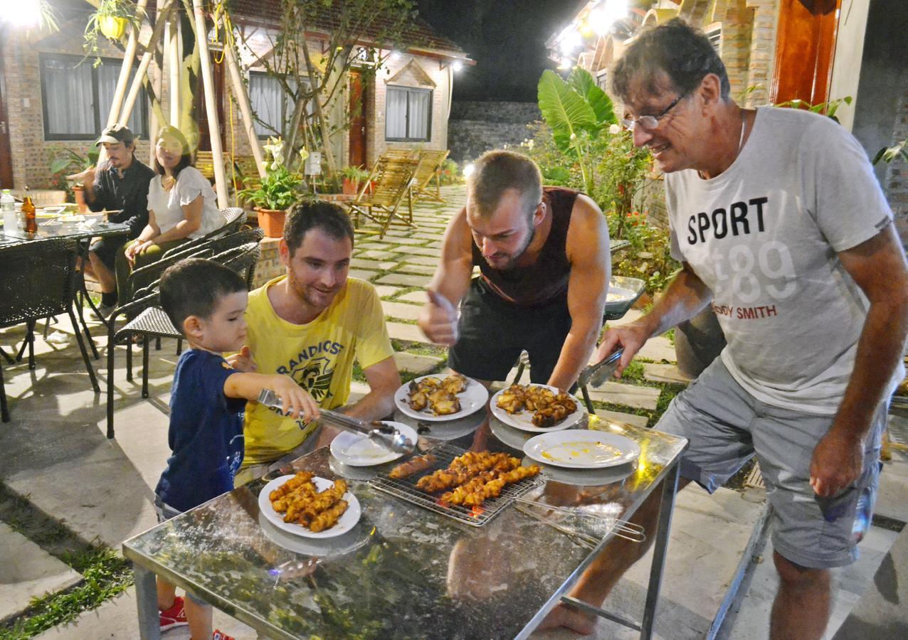 Homestay Tam Coc Lakeside