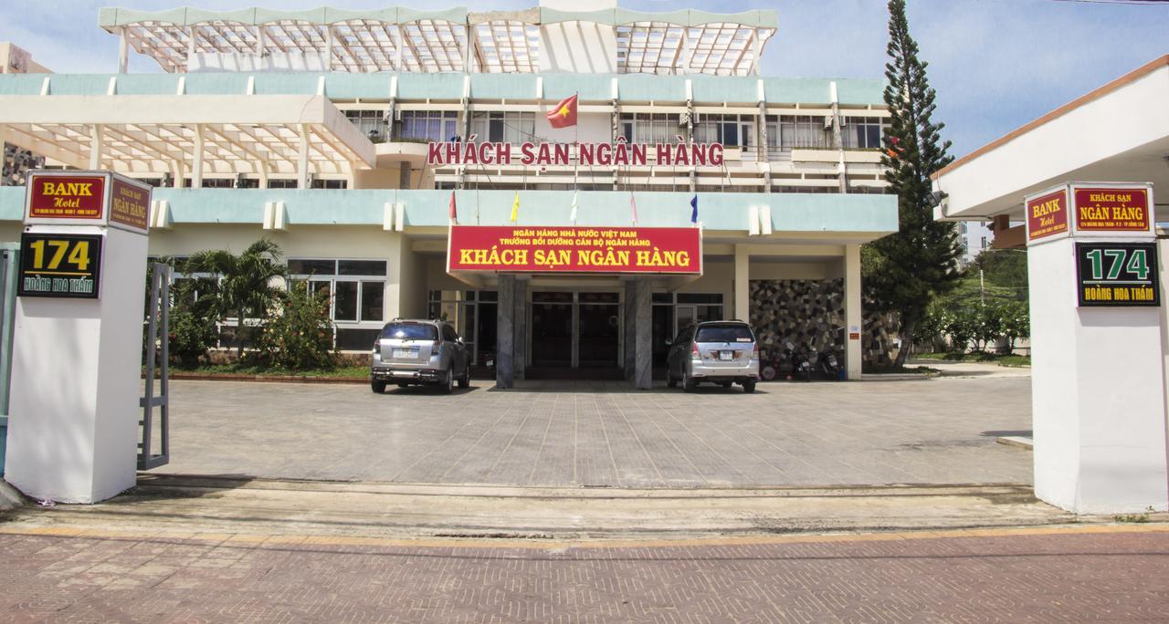 Khách sạn Ngan Hang 2*