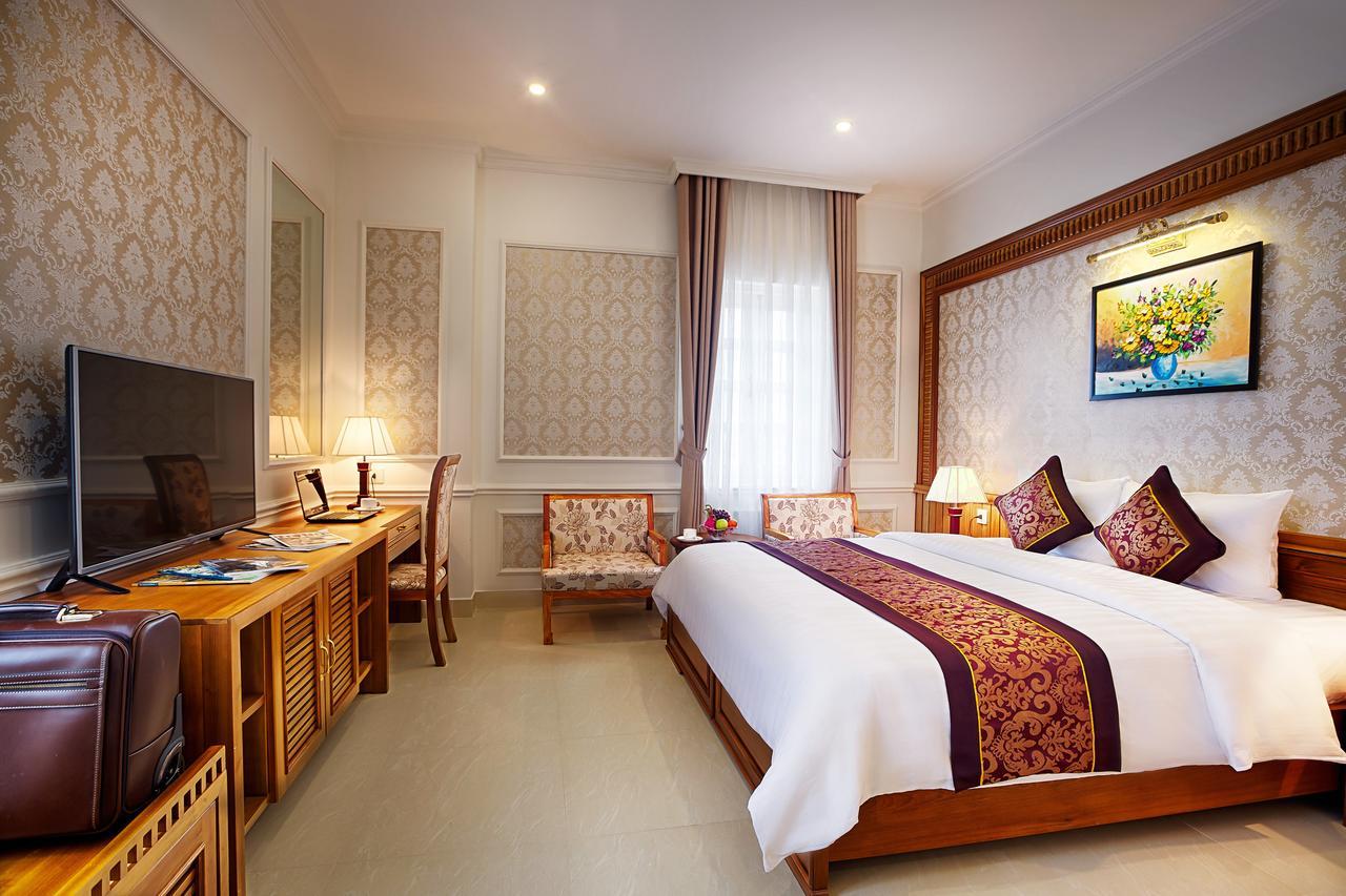 Khách sạn Riverside Quang Binh Ðồng Hới