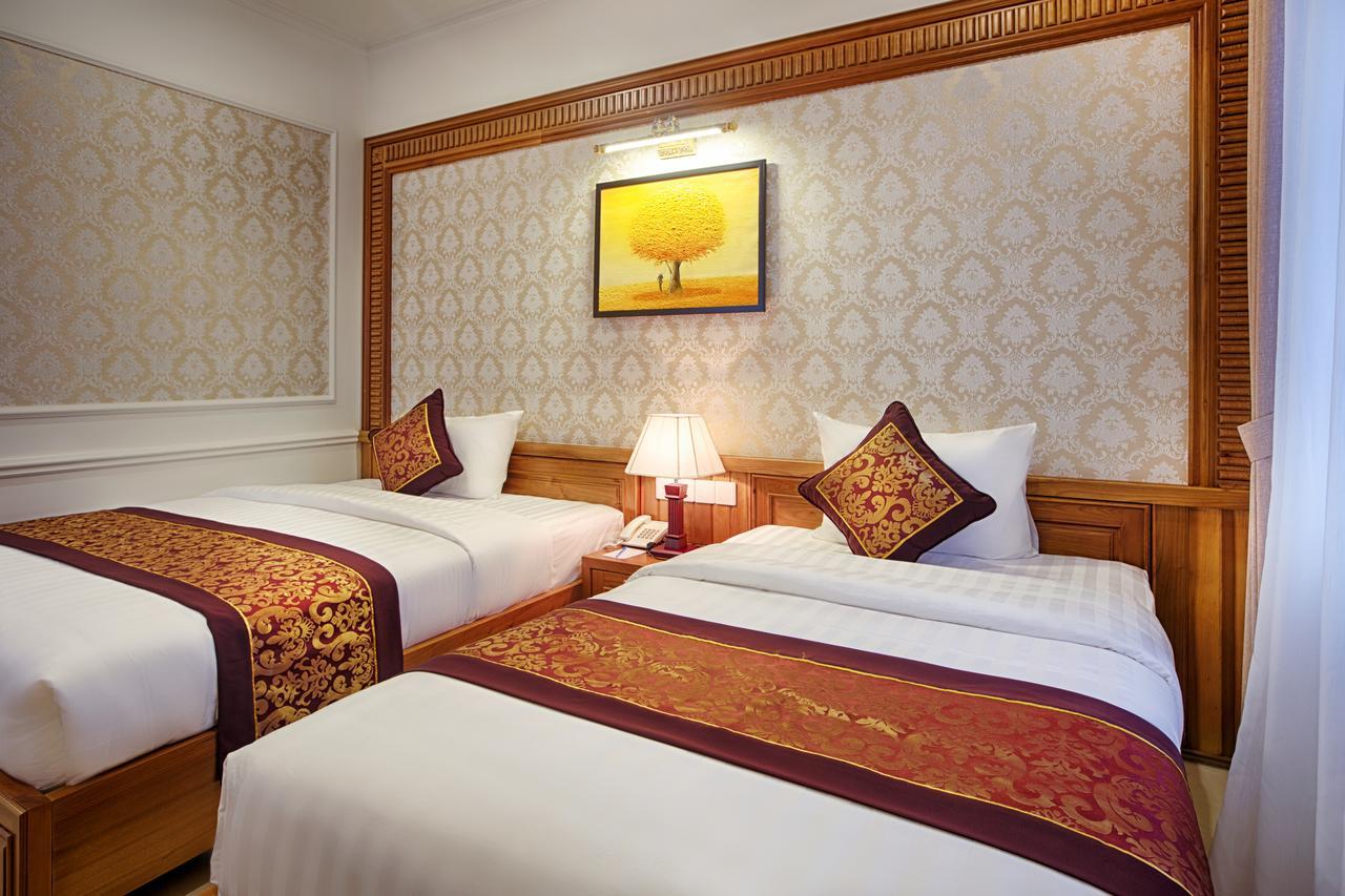 Khách sạn Riverside Quang Binh