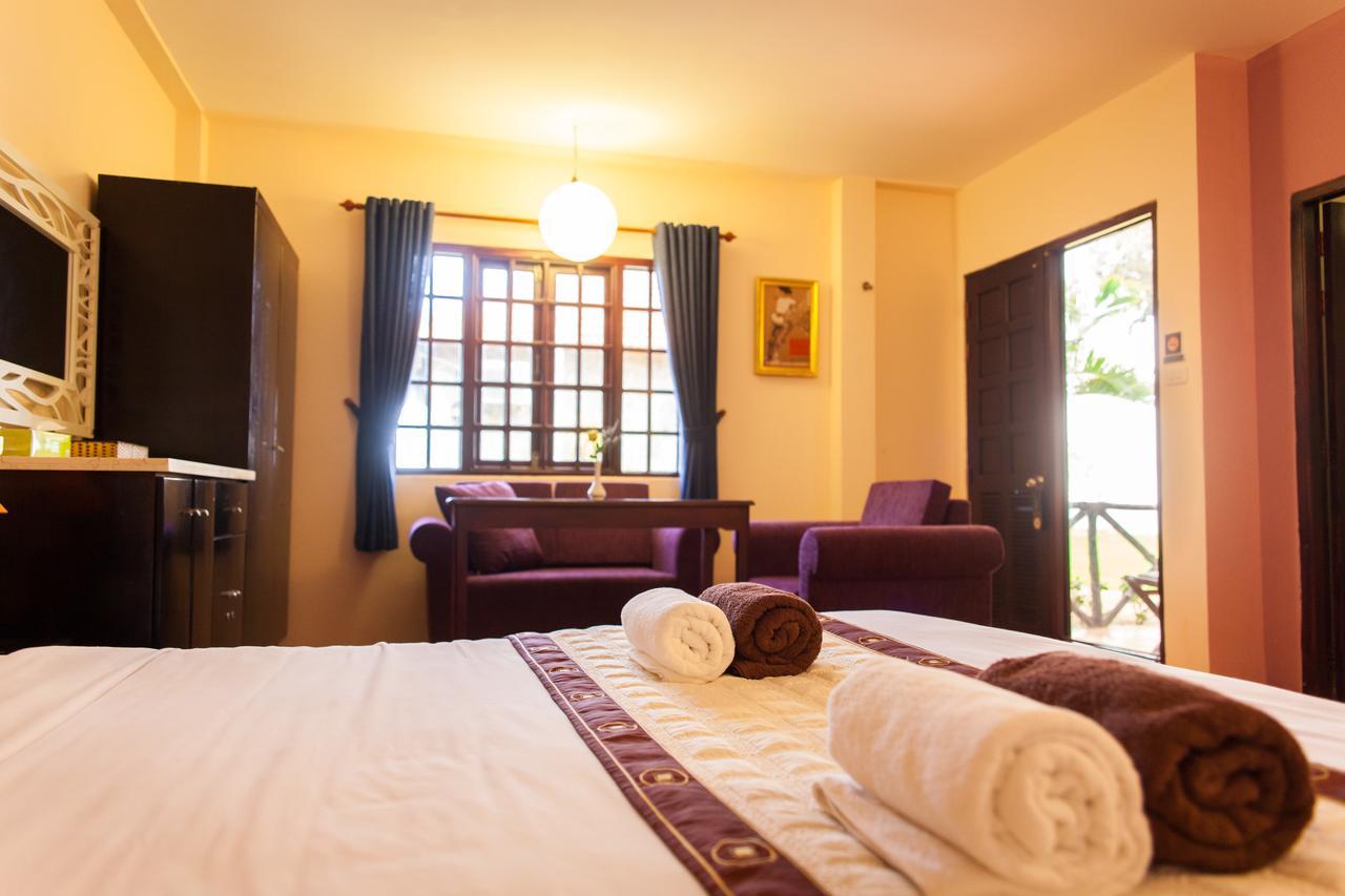 Joe's Seaside Boutique Resort