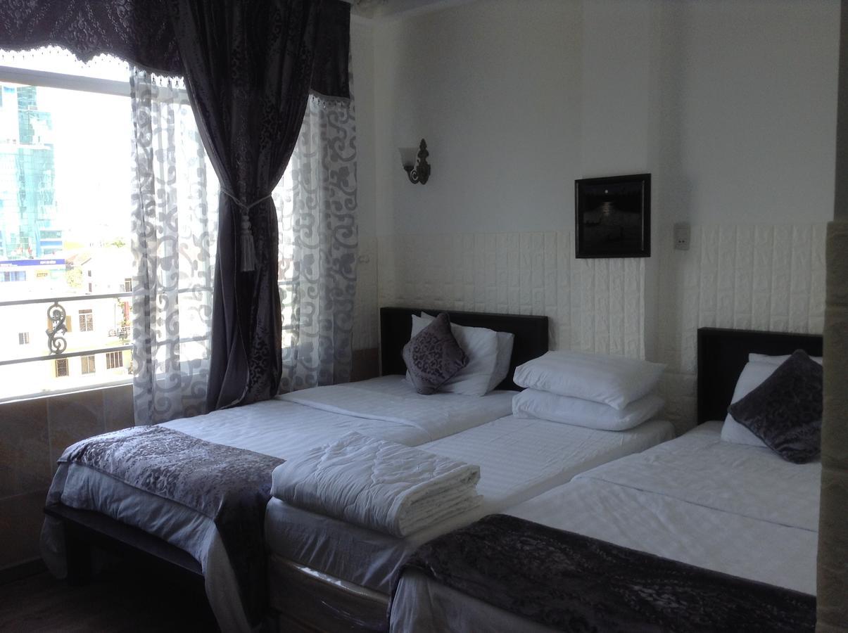 Evelyn Hotel