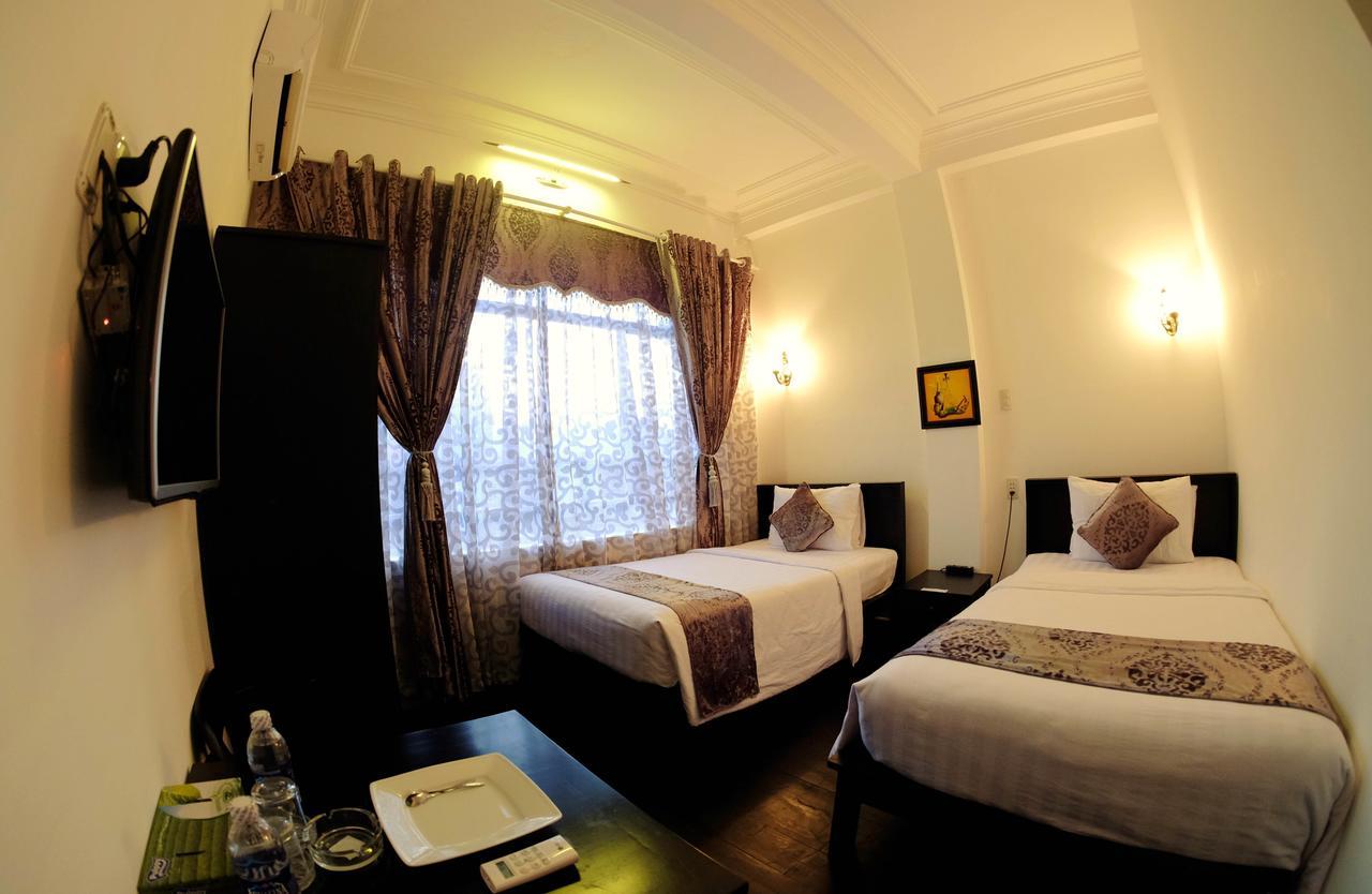 Evelyn Hotel Da Nang