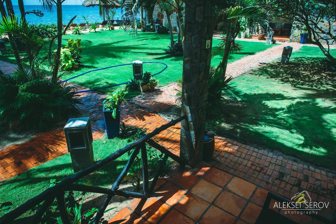 Joe's Seaside Boutique Resort *
