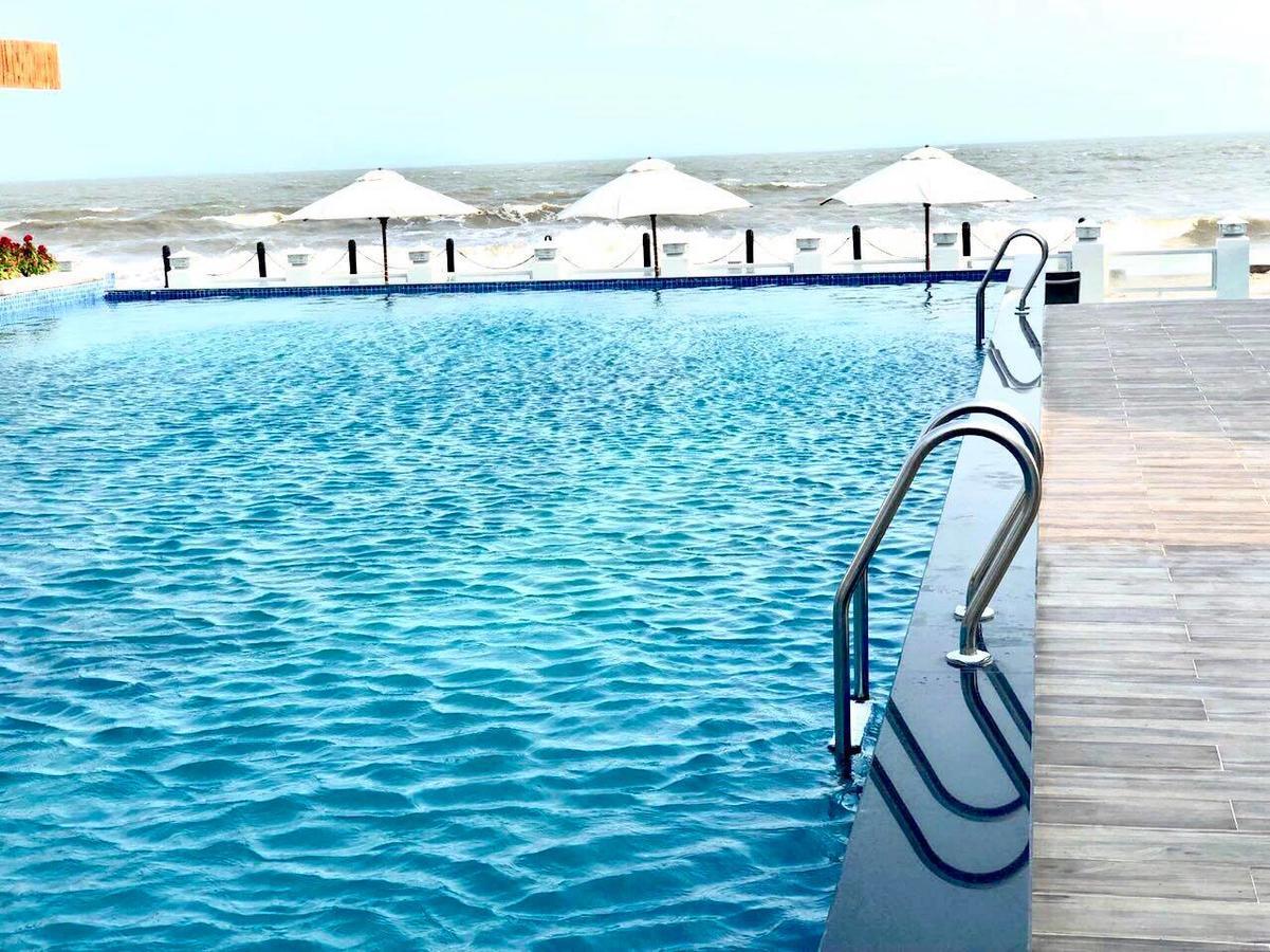 Lily Aria - Bluesaphire Seaview Apartment