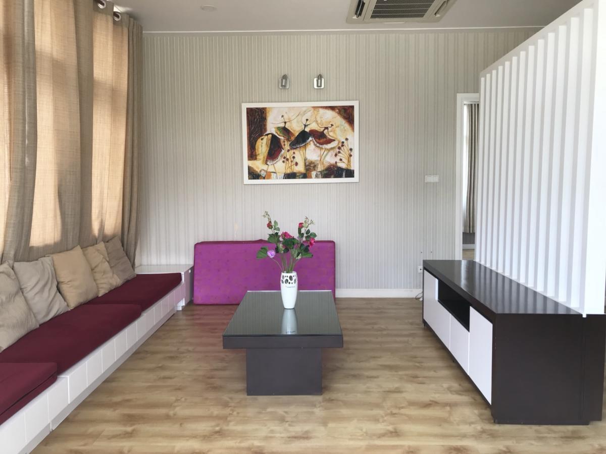Luxsea Villa *