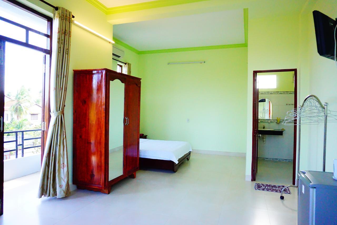 Guest house Cat Tien 2*