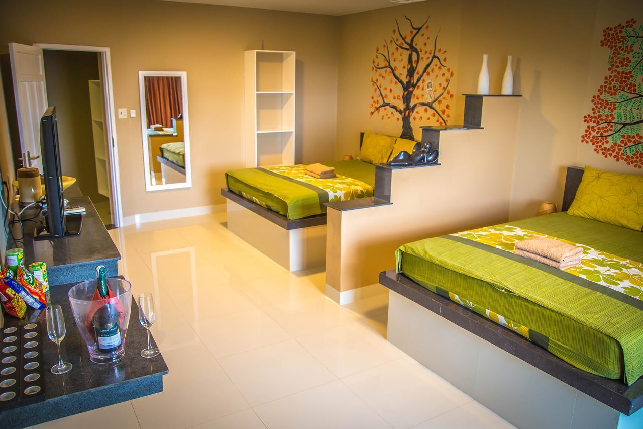 Hostel Hills Backpackers *