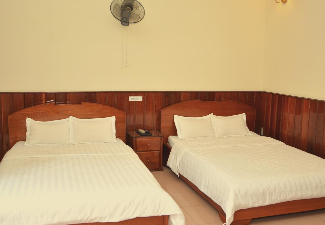 Huong Hotel