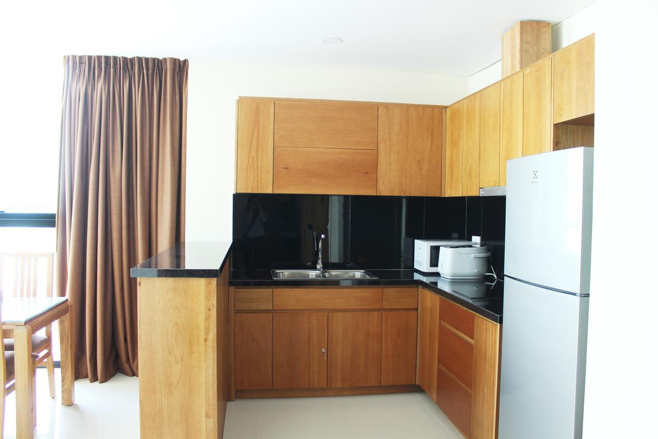 Luxury Apartment *