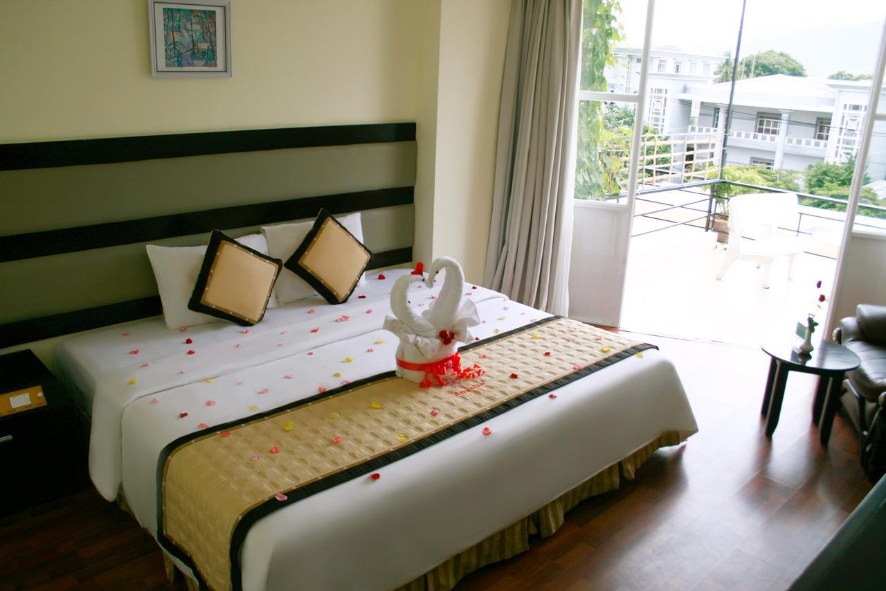 Angella Hotel 4*