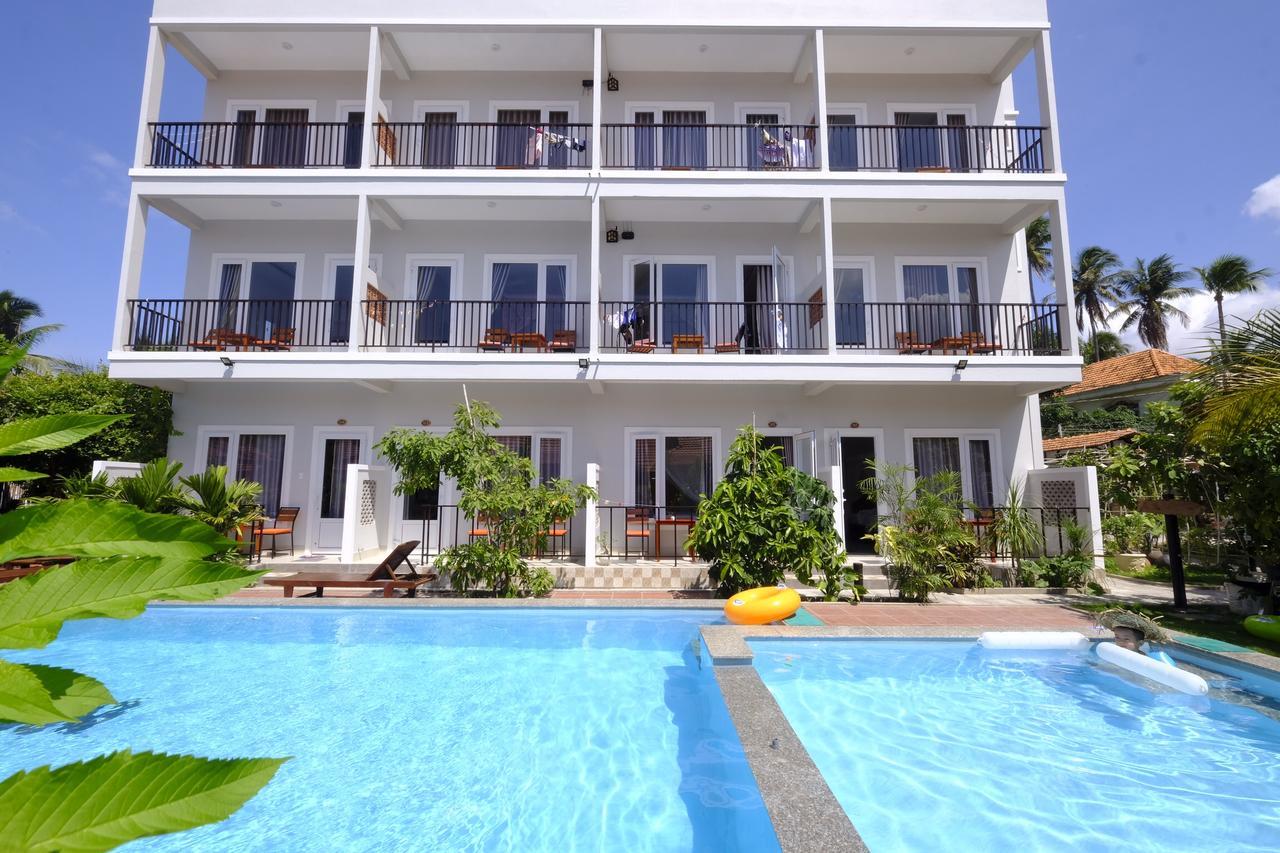 MAY Bungalow Hotel