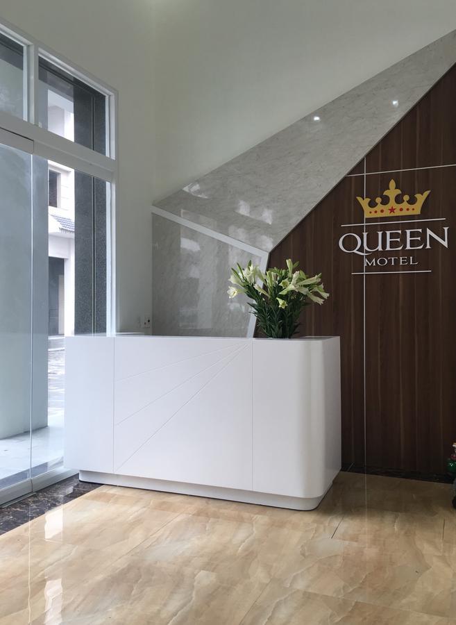 Hotel Queen