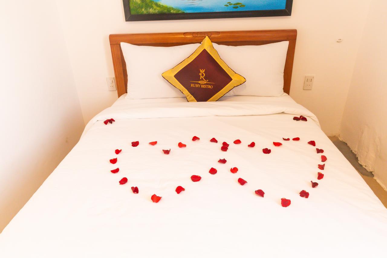 Hotel Ruby Bistro