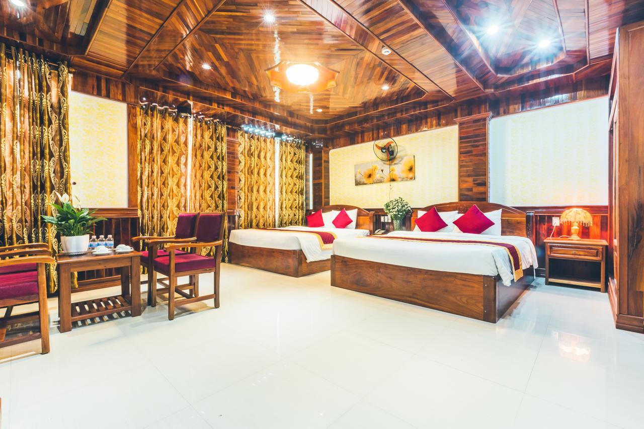 Hotel San San 3*