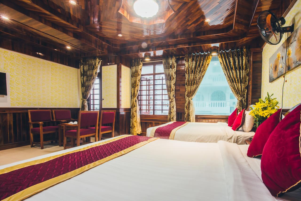 San San Hotel