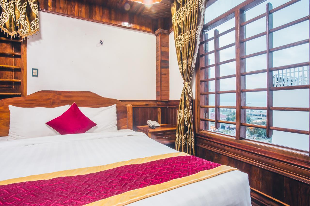 Hotel San San 3*