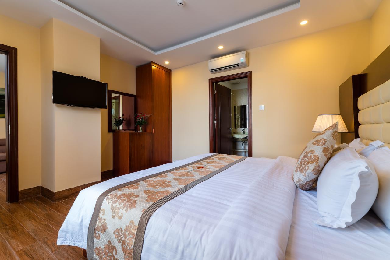 Hotel Nhat Minh And Da Nang